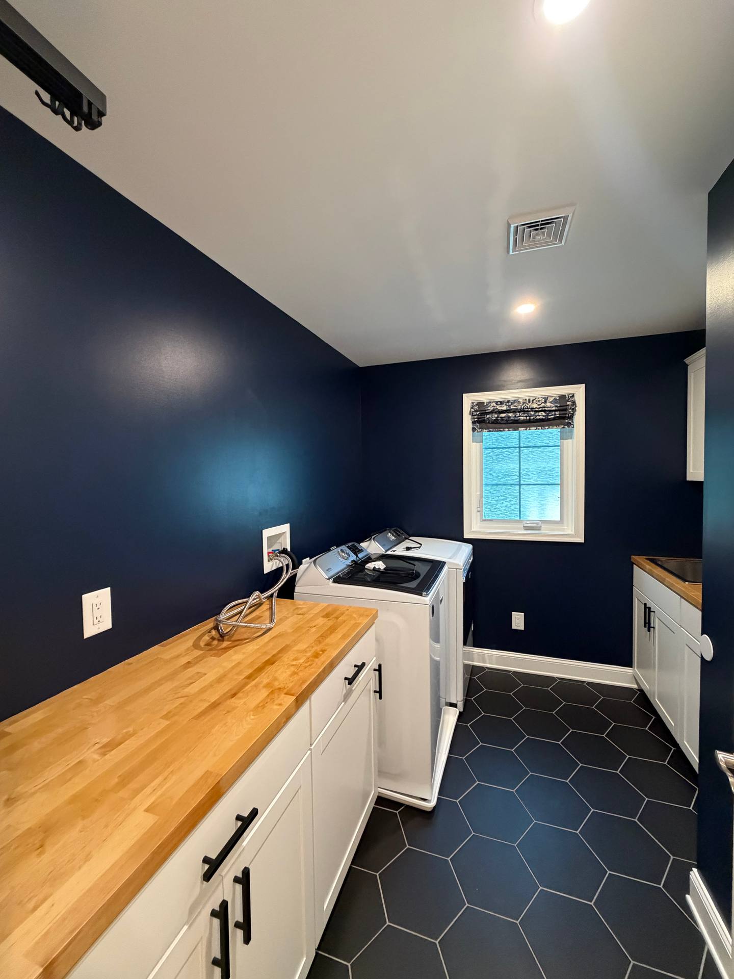 Laundry Room in Broomall, PA